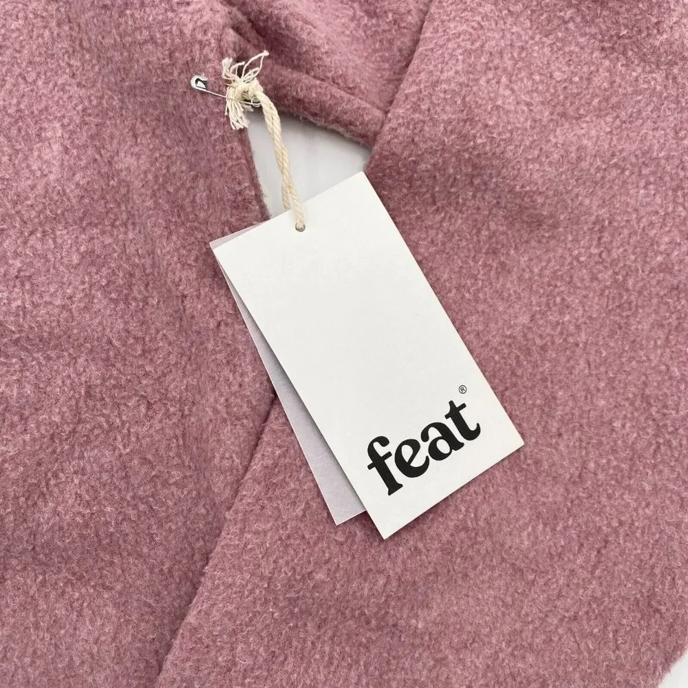 Feat Clothing Blanket Blend Pullover Sweatshirt in Ash Rose sz M NWT Unisex Fit - Picture 2 of 5